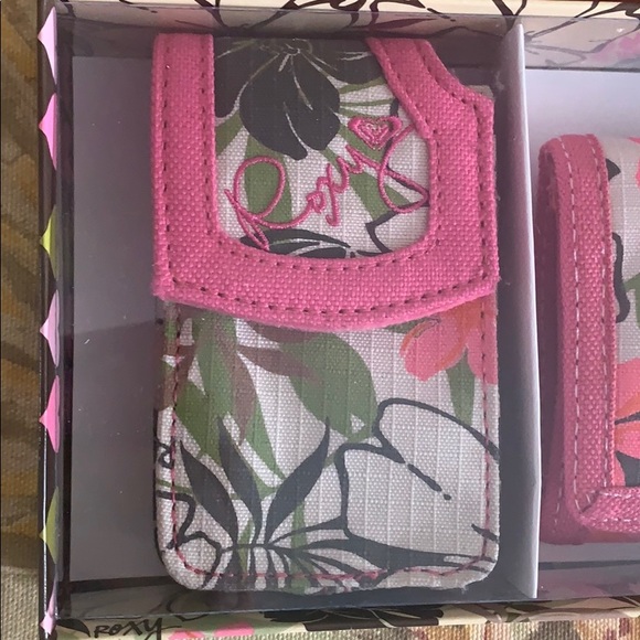 ROXY WALLET & CELL CASE SET - Picture 5 of 9